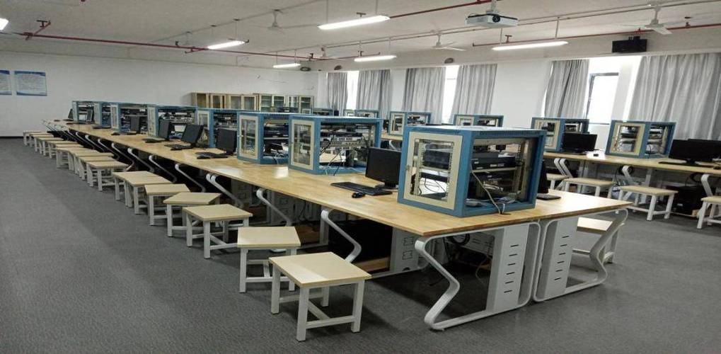 走进广州华立学院计算机工程学院,解锁0与1的无限可能